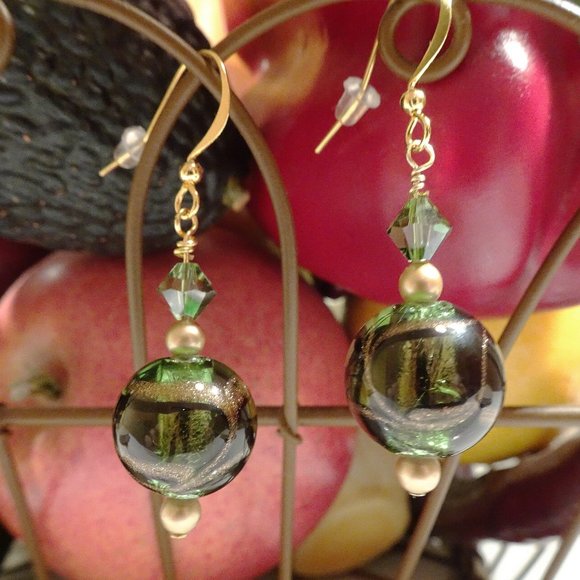 Deep green handmade earrings in Czech glass with swirls of gold highlights - Picture 6 of 8